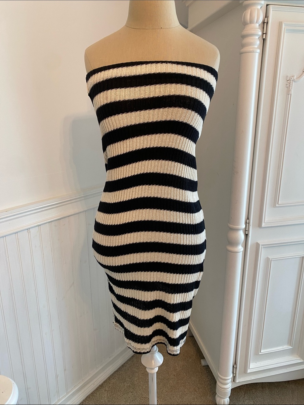 Zara Black and White Strapless Knit Dress